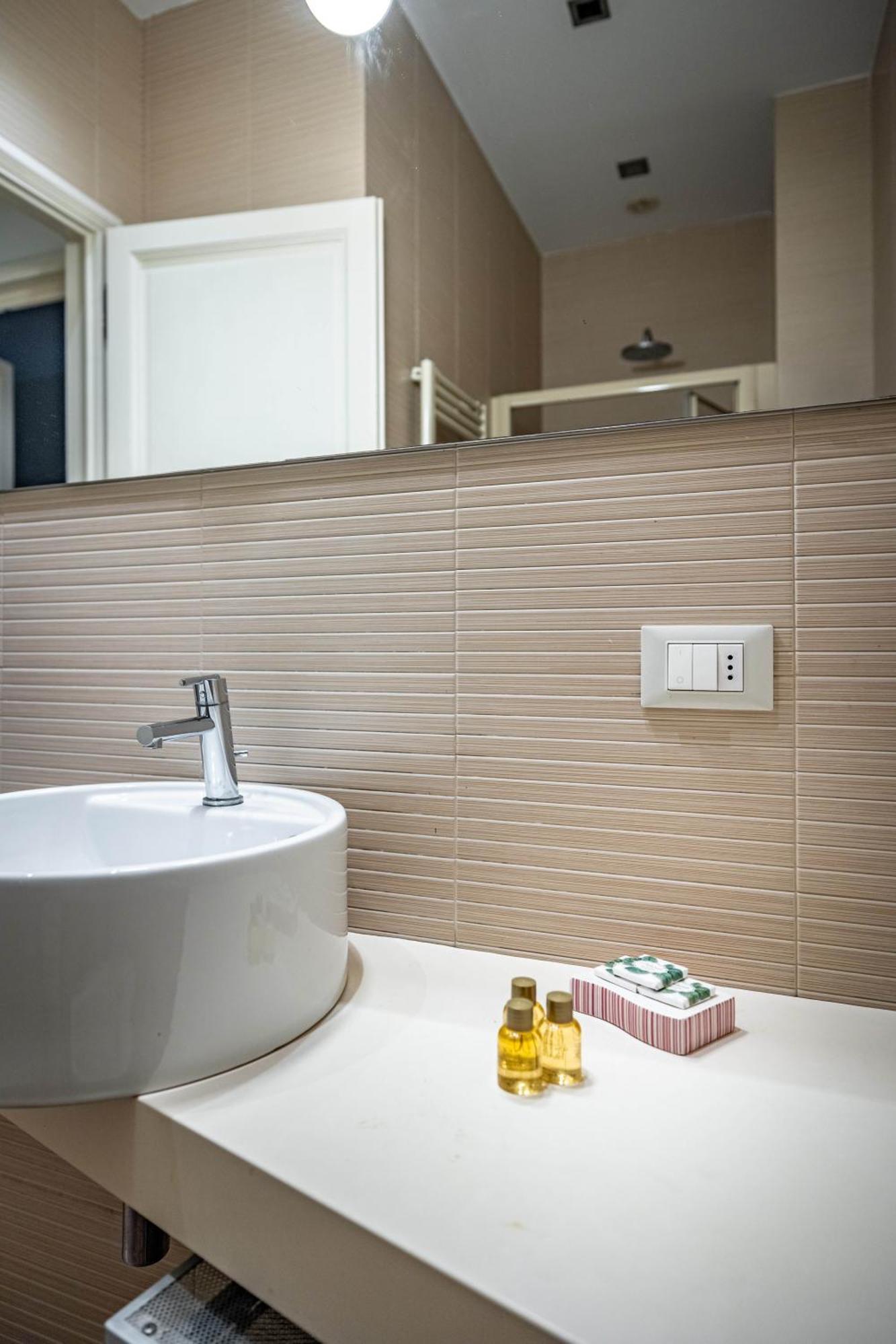 Yd Servi Suite Apt Florence Ngoại thất bức ảnh